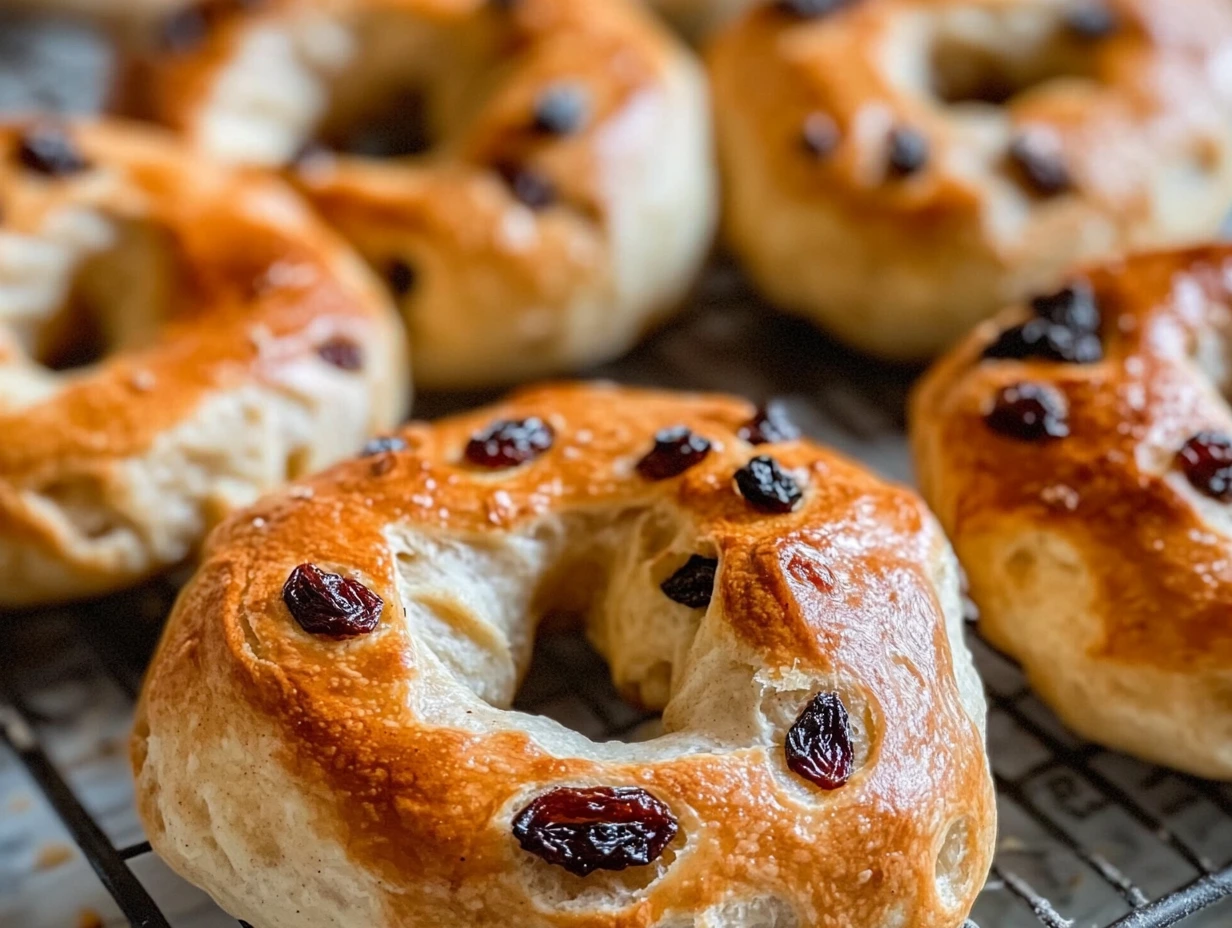 homemade cinnamon raisin bagels