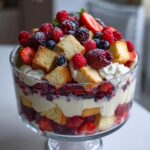 berry trifle desserts
